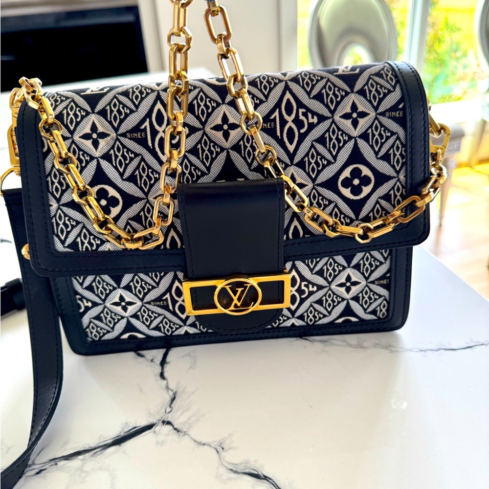 Louis Vuitton 1854 Limited Edition. Pristine used condition